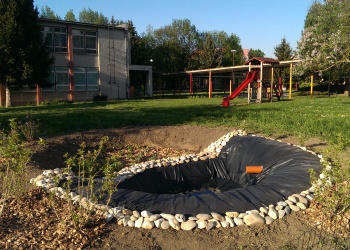 Obrázok ku správe: Partial replacement of drinking water (potable) by rainwater at the Merged School of st. John Bosco in Nova Dubnica