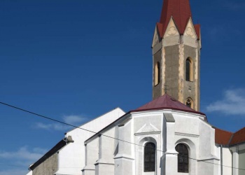 Obrázok ku správe: The Roman Catholic Church of the Assumption of the Virgin Mary - Dominican church in Košice - Restoration of the facade