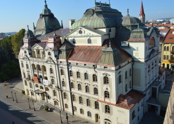 Obrázok ku správe: Restoring National Cultural Monument - historical building of the State Theater in Košice in multicultural and multinational environment